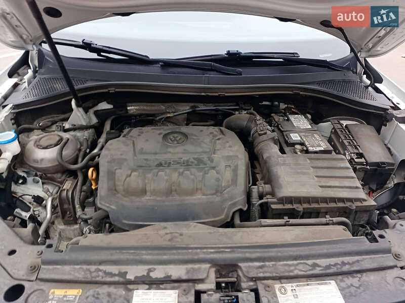 Внедорожник / Кроссовер Volkswagen Tiguan 2018 в Горишних Плавнях