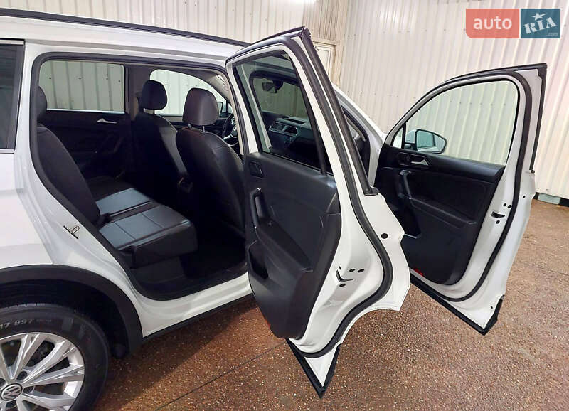 Внедорожник / Кроссовер Volkswagen Tiguan 2018 в Горишних Плавнях