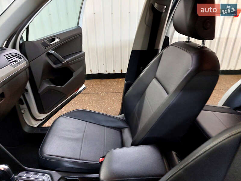 Внедорожник / Кроссовер Volkswagen Tiguan 2018 в Горишних Плавнях