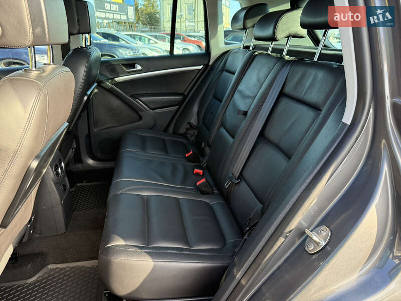 Внедорожник / Кроссовер Volkswagen Tiguan 2012 в Стрые