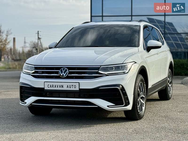 Внедорожник / Кроссовер Volkswagen Tiguan 2021 в Днепре