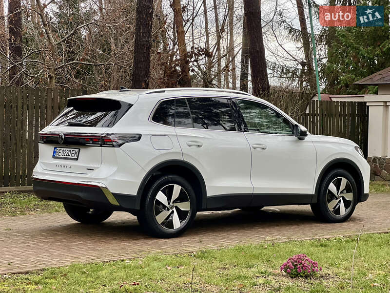 Внедорожник / Кроссовер Volkswagen Tiguan 2024 в Киеве