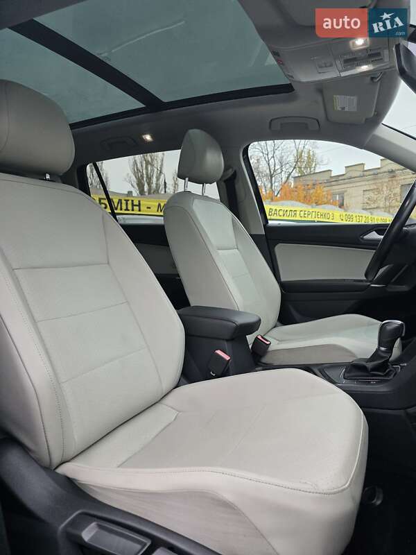 Внедорожник / Кроссовер Volkswagen Tiguan 2017 в Запорожье