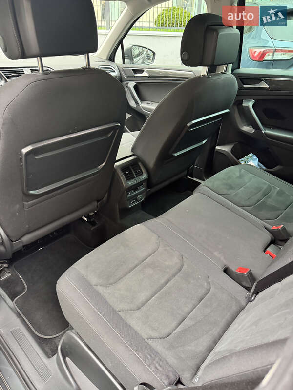 Внедорожник / Кроссовер Volkswagen Tiguan 2018 в Киеве фото 14 Внедорожник / Кроссовер Volkswagen Tiguan 2018 в Киеве