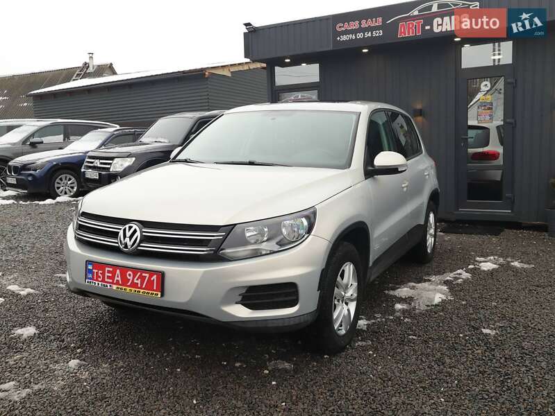 Внедорожник / Кроссовер Volkswagen Tiguan 2012 в Кременце