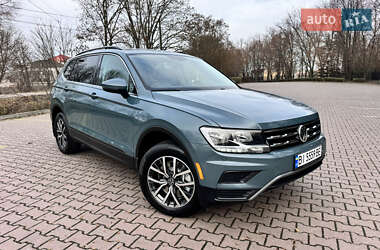 Внедорожник / Кроссовер Volkswagen Tiguan 2019 в Миргороде
