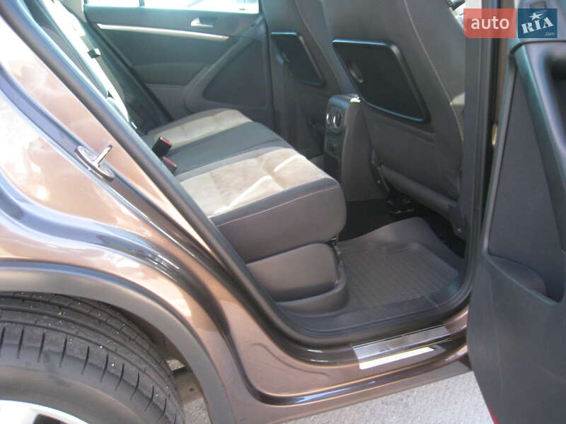 Внедорожник / Кроссовер Volkswagen Tiguan 2012 в Херсоне фото 8 Внедорожник / Кроссовер Volkswagen Tiguan 2012 в Херсоне