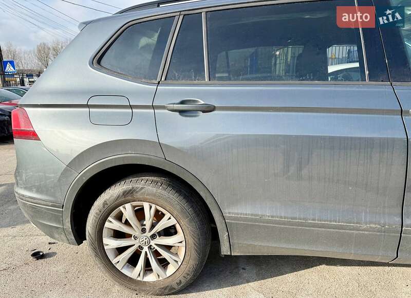 Внедорожник / Кроссовер Volkswagen Tiguan 2019 в Киеве