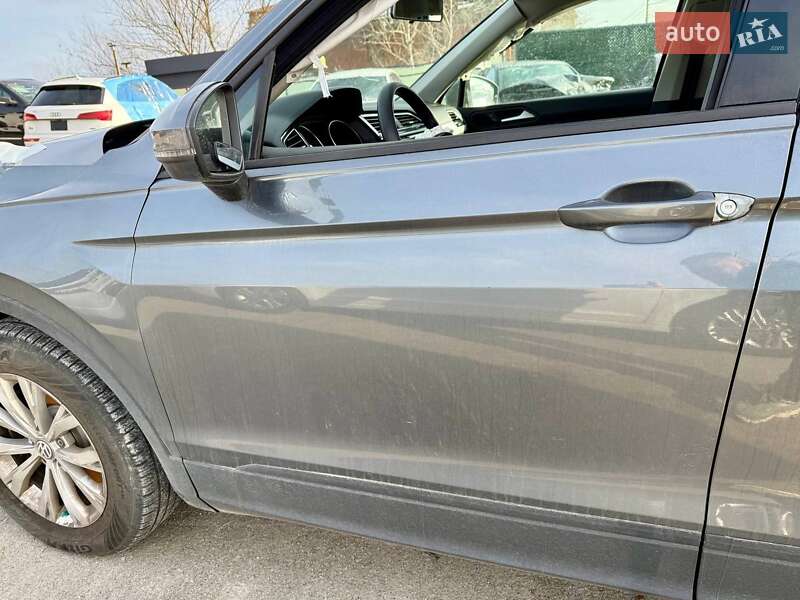 Внедорожник / Кроссовер Volkswagen Tiguan 2019 в Киеве