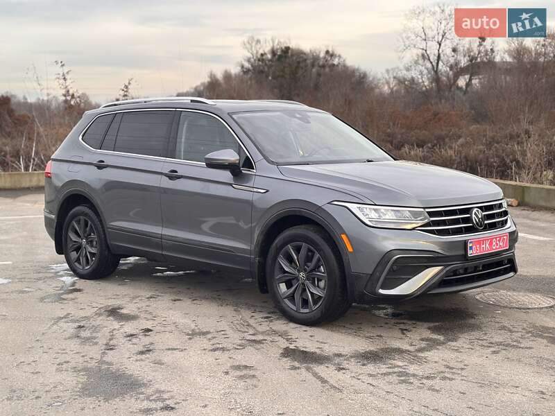 Внедорожник / Кроссовер Volkswagen Tiguan 2022 в Ирпене