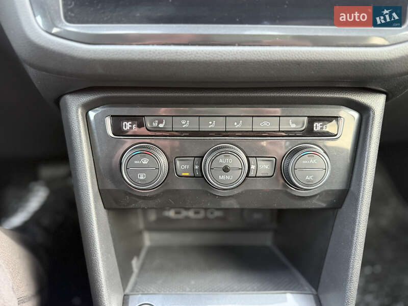 Внедорожник / Кроссовер Volkswagen Tiguan 2018 в Киеве