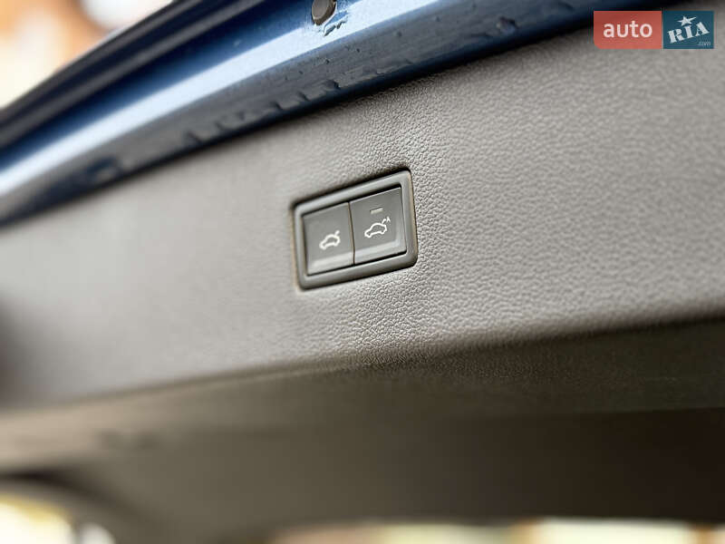 Внедорожник / Кроссовер Volkswagen Tiguan 2018 в Киеве