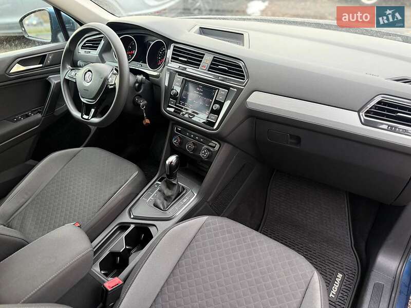 Внедорожник / Кроссовер Volkswagen Tiguan 2018 в Львове