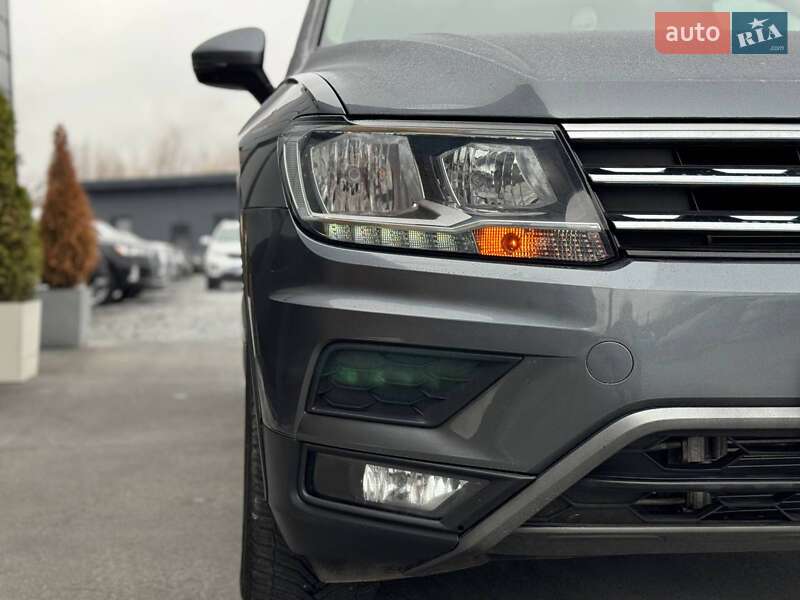 Внедорожник / Кроссовер Volkswagen Tiguan 2017 в Ровно