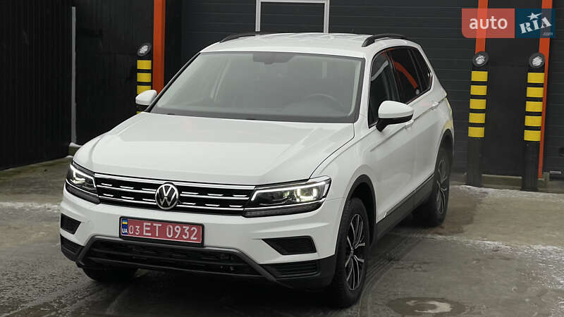 Позашляховик / Кросовер Volkswagen Tiguan 2021 в Самборі