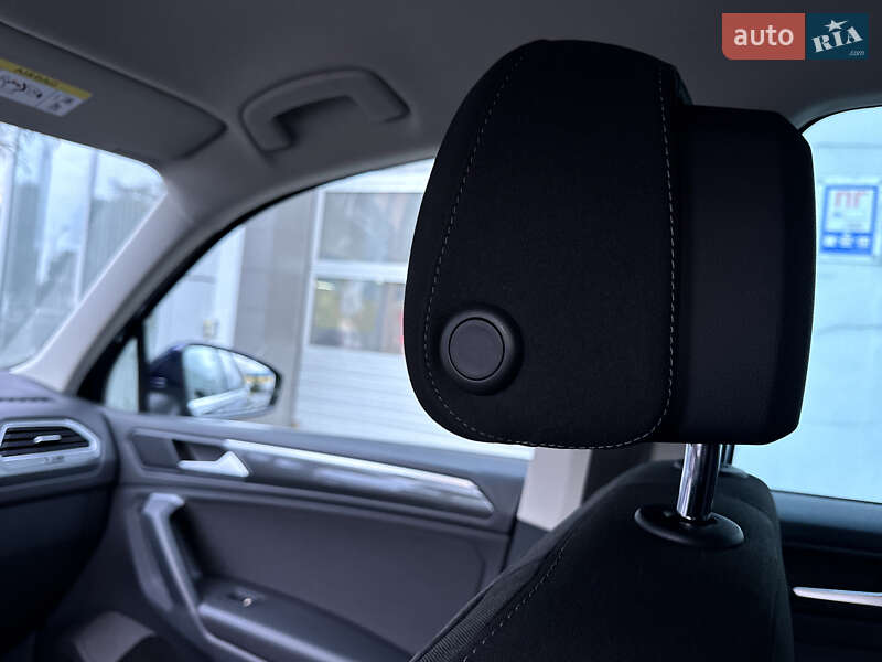 Внедорожник / Кроссовер Volkswagen Tiguan 2019 в Ровно