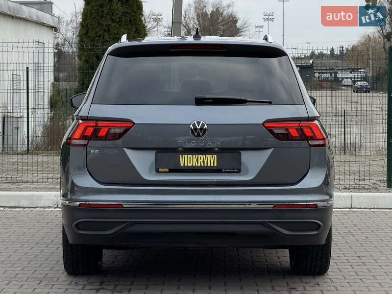 Внедорожник / Кроссовер Volkswagen Tiguan 2022 в Киеве