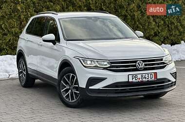 Внедорожник / Кроссовер Volkswagen Tiguan 2022 в Стрые