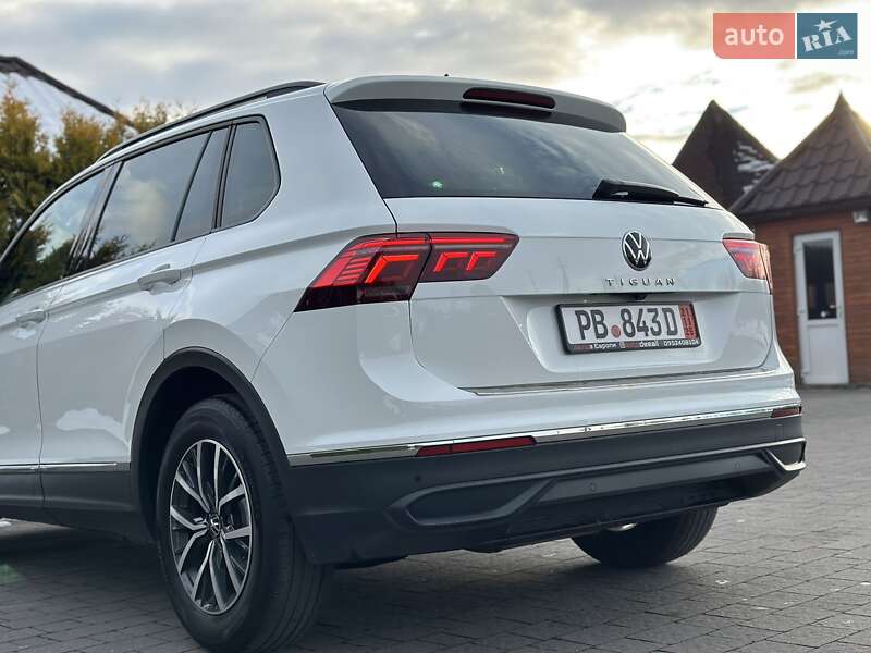Внедорожник / Кроссовер Volkswagen Tiguan 2022 в Стрые
