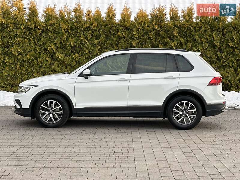 Внедорожник / Кроссовер Volkswagen Tiguan 2022 в Стрые