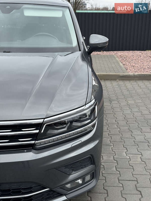 Внедорожник / Кроссовер Volkswagen Tiguan 2018 в Хмельницком