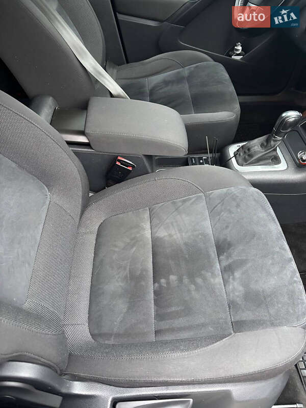 Внедорожник / Кроссовер Volkswagen Tiguan 2015 в Коломые