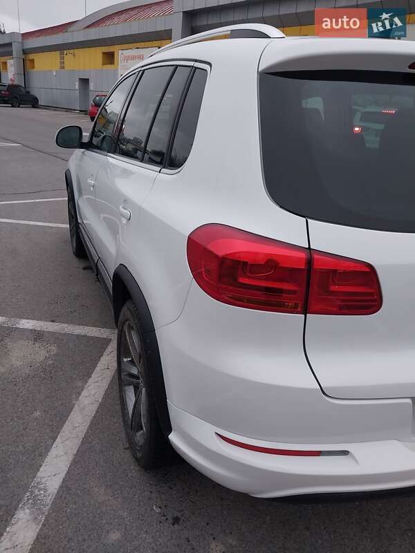 Внедорожник / Кроссовер Volkswagen Tiguan 2016 в Львове фото 5 Внедорожник / Кроссовер Volkswagen Tiguan 2016 в Львове