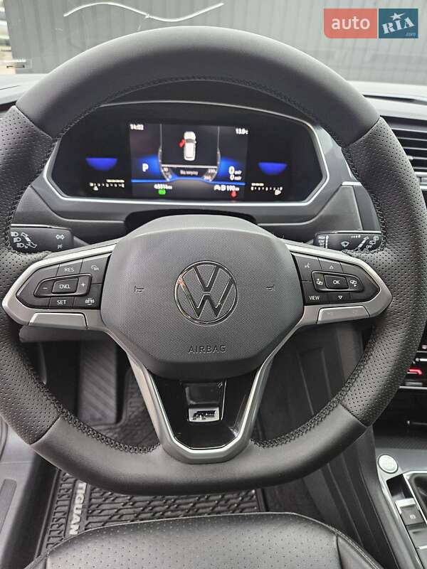 Внедорожник / Кроссовер Volkswagen Tiguan 2022 в Кропивницком