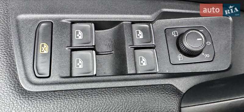 Позашляховик / Кросовер Volkswagen Tiguan 2021 в Києві