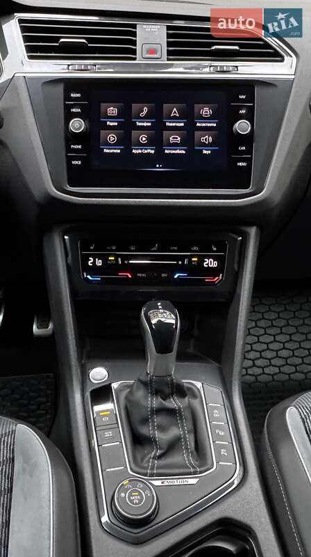 Позашляховик / Кросовер Volkswagen Tiguan 2021 в Києві