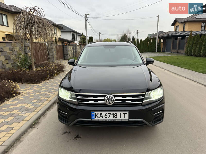 Внедорожник / Кроссовер Volkswagen Tiguan 2020 в Киеве