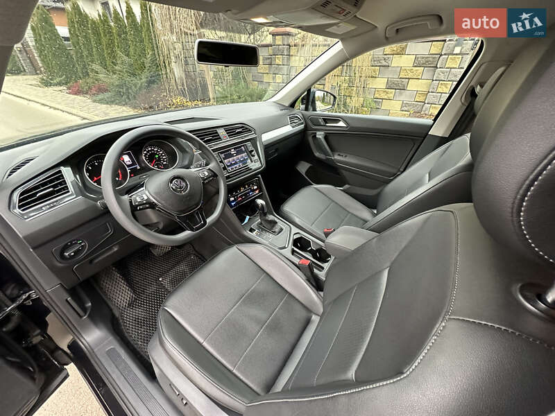 Внедорожник / Кроссовер Volkswagen Tiguan 2020 в Киеве