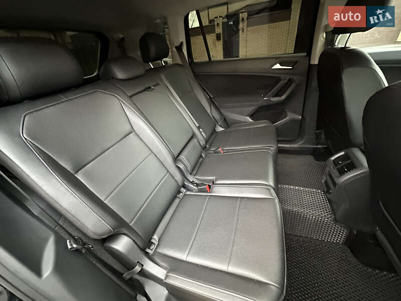 Внедорожник / Кроссовер Volkswagen Tiguan 2020 в Киеве