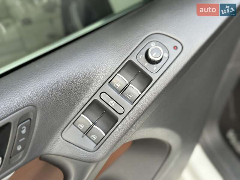 Внедорожник / Кроссовер Volkswagen Tiguan 2014 в Киеве