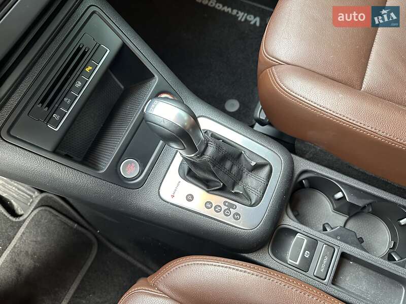 Внедорожник / Кроссовер Volkswagen Tiguan 2014 в Киеве