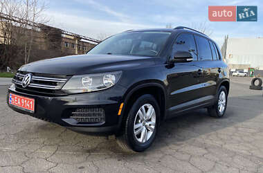Позашляховик / Кросовер Volkswagen Tiguan 2017 в Одесі