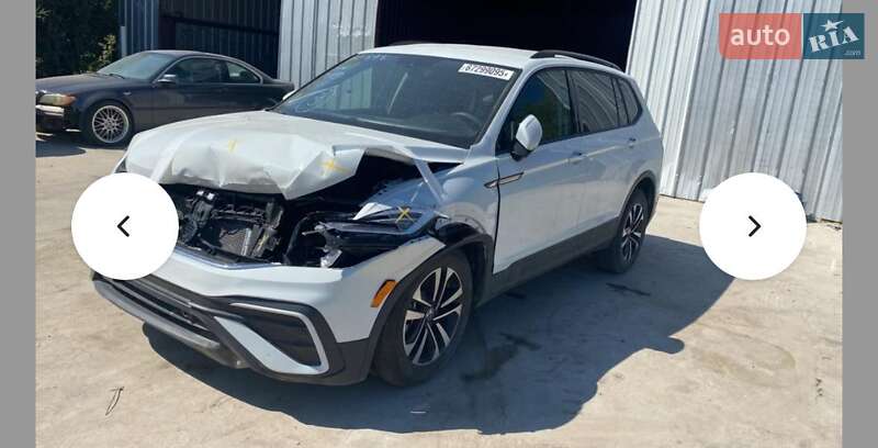 Внедорожник / Кроссовер Volkswagen Tiguan 2023 в Полтаве