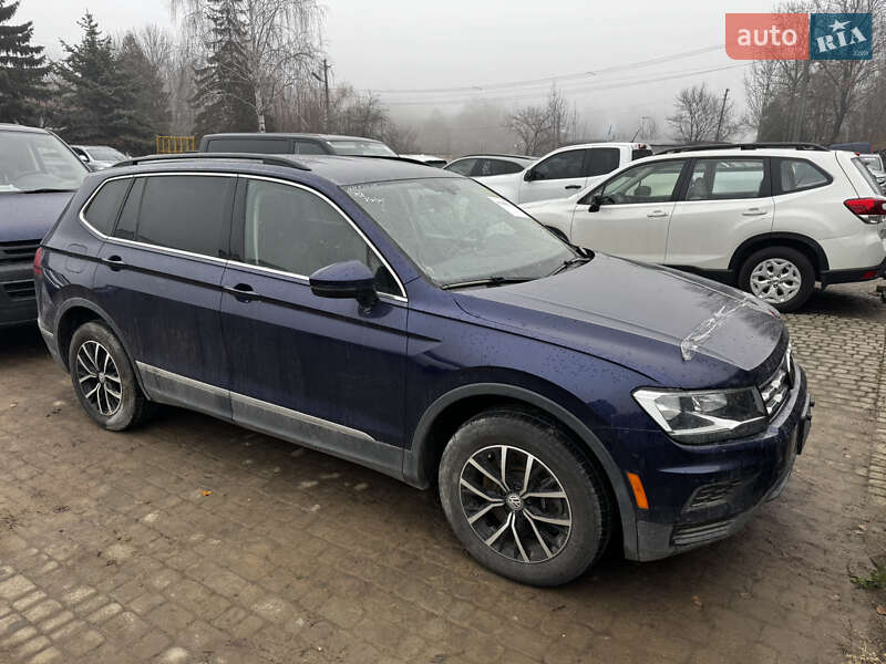 Внедорожник / Кроссовер Volkswagen Tiguan 2020 в Львове