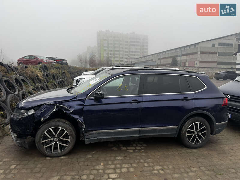 Внедорожник / Кроссовер Volkswagen Tiguan 2020 в Львове