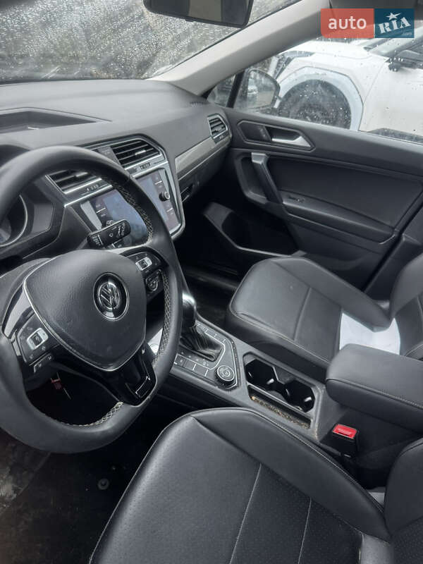 Внедорожник / Кроссовер Volkswagen Tiguan 2020 в Львове