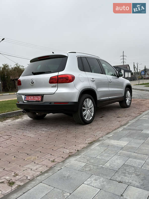 Позашляховик / Кросовер Volkswagen Tiguan 2015 в Бучі