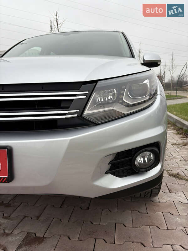 Позашляховик / Кросовер Volkswagen Tiguan 2015 в Бучі