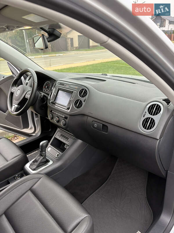 Позашляховик / Кросовер Volkswagen Tiguan 2015 в Бучі