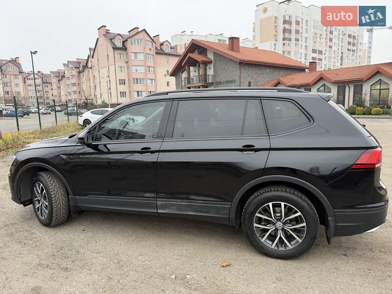 Внедорожник / Кроссовер Volkswagen Tiguan 2020 в Софиевской Борщаговке фото 3 Внедорожник / Кроссовер Volkswagen Tiguan 2020 в Софиевской Борщаговке