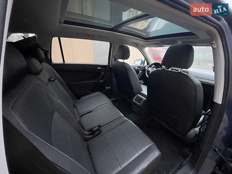 Внедорожник / Кроссовер Volkswagen Tiguan 2018 в Ровно фото 15 Внедорожник / Кроссовер Volkswagen Tiguan 2018 в Ровно