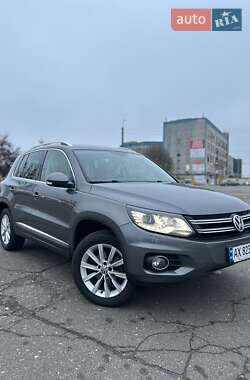 Позашляховик / Кросовер Volkswagen Tiguan 2014 в Києві