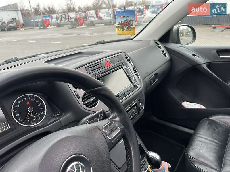 Позашляховик / Кросовер Volkswagen Tiguan 2011 в Києві