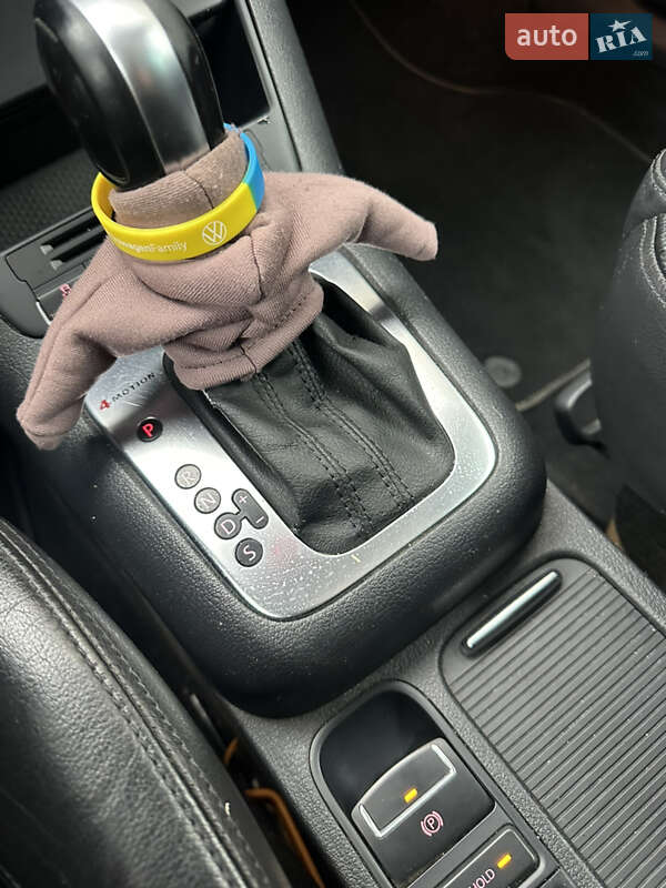 Позашляховик / Кросовер Volkswagen Tiguan 2011 в Києві