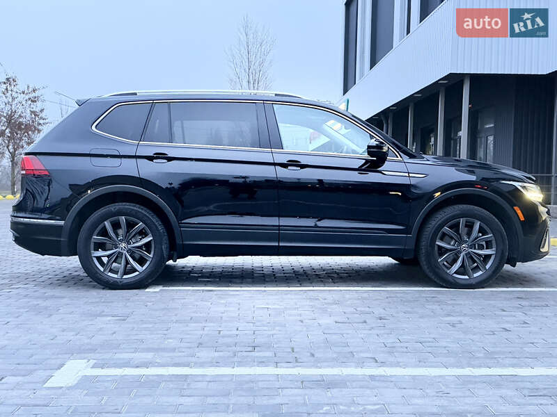 Позашляховик / Кросовер Volkswagen Tiguan 2022 в Кам'янському