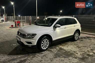 Позашляховик / Кросовер Volkswagen Tiguan 2020 в Хусті